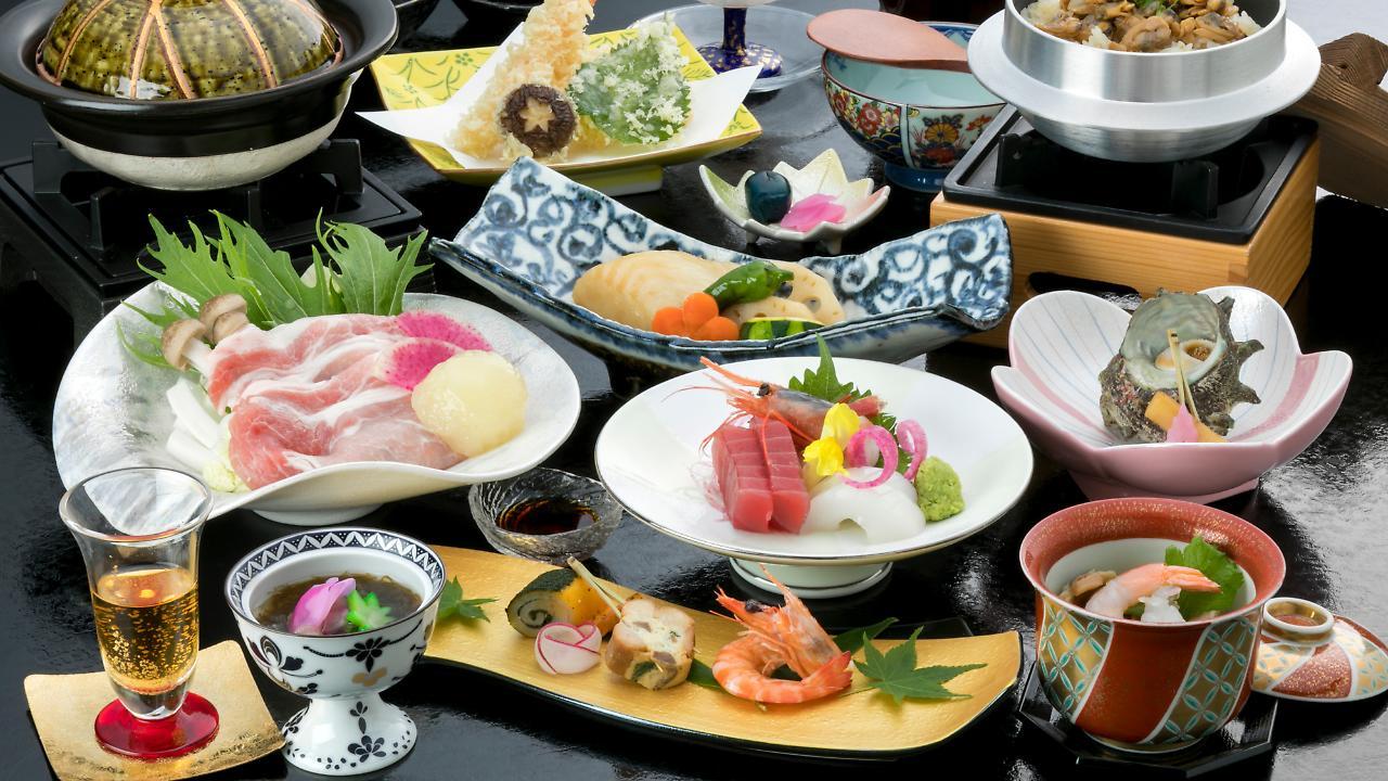Hotel Tatsuki Gamagōri Esterno foto