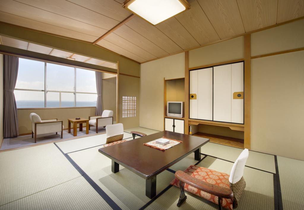 Hotel Tatsuki Gamagōri Esterno foto
